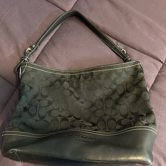 Coach leather and fabric shoulder bag - Picture 2 of 4